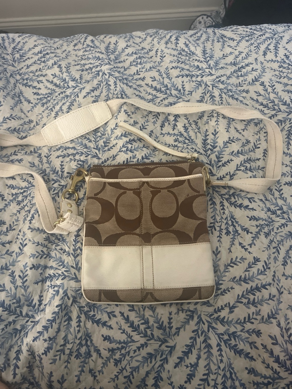 COACH Vintage Signature Canvas Swingpack Crossbody | Rehab / TLC Piece #10129